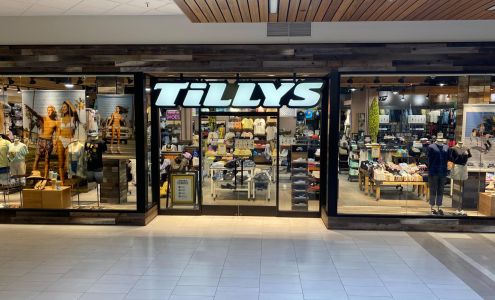 Tillys St. George