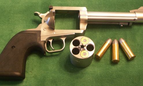 RUSTY WOOD TRADING Co