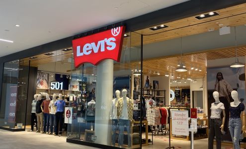 Levi's