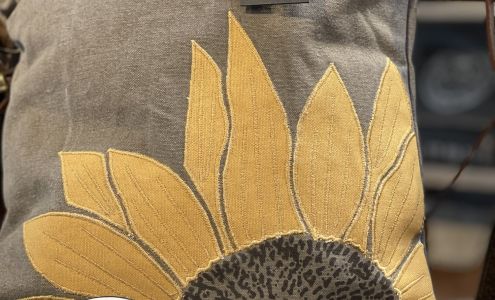 Timeless Designs Market Brenham