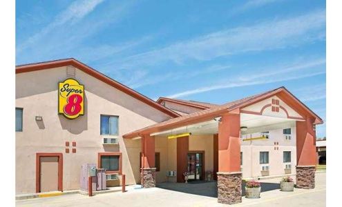 Super 8 by Wyndham Longmont/Del Camino