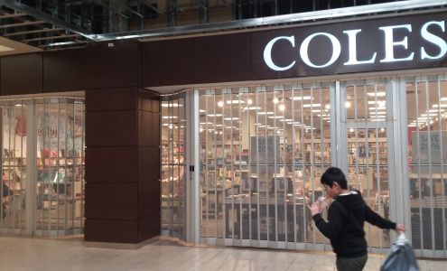 Coles - Prairie Mall