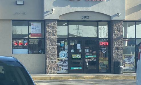 Townsquare At Gateway Village