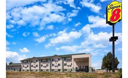 Super 8 by Wyndham Pueblo
