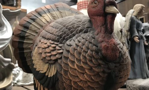 Mo's Ceramics and More 1 Park St, Headland Alabama 36345