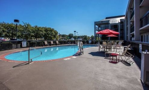 Clarion Pointe Huntsville Research Park