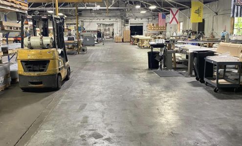 SourceOne Displays LLC