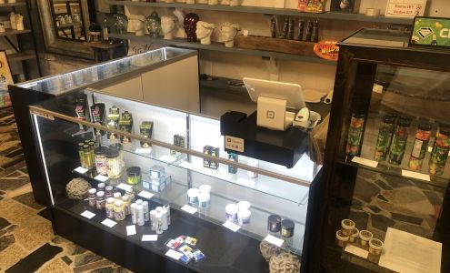 231 Hemp Hut CBD Store