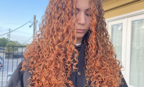 De Novo Salon 711 N Orange Ave suit a suite 2, Winter Park Florida 32789