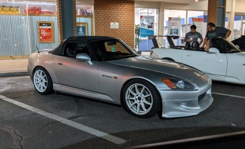 Broadway Marketplace