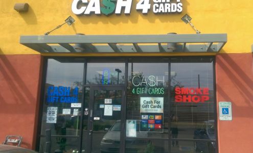 Roll N Go Smokes & Cash 4 Giftcards