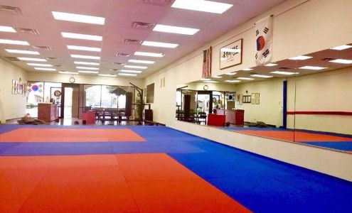 Koclanis Martial Arts/Mountain View Karate