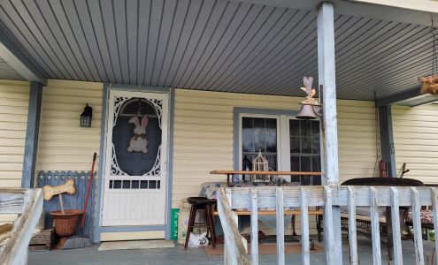 Schnur's Country Market