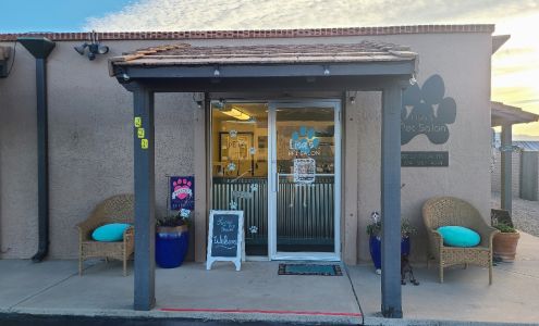 Lisa's Pet Salon 221 W Duval Rd, Green Valley Arizona 85614