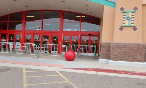 Four Peaks Plaza