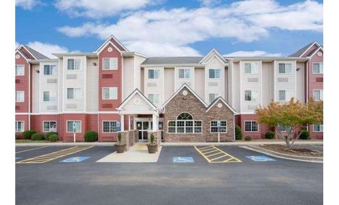 Microtel Inn & Suites by Wyndham Bentonville