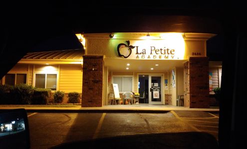 La Petite Academy of Fayetteville