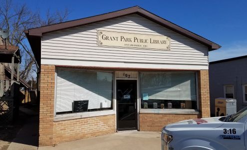 Grant Park Library Grant Park