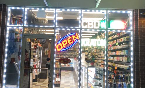 Tobacco King and Vape