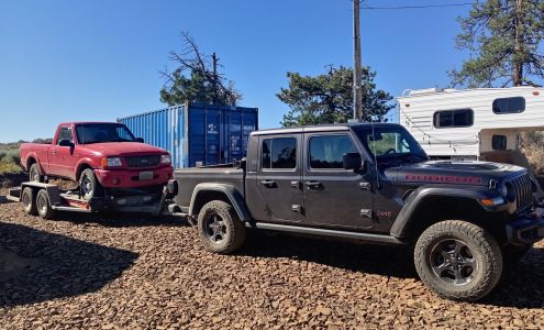 U-Haul Neighborhood Dealer