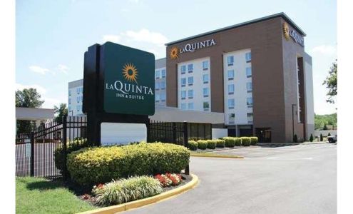 La Quinta Inn & Suites by Wyndham DC Metro Capital Beltway