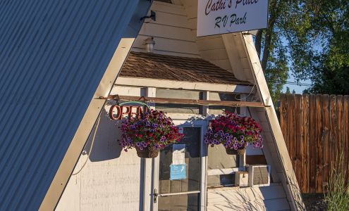 Cathi's Place RV Park Hines