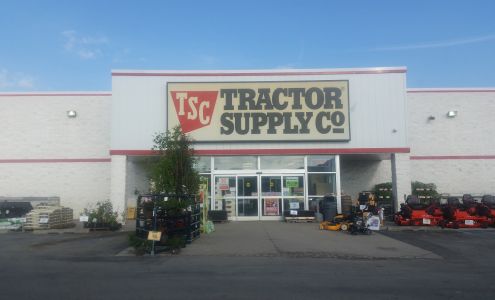 Tractor Supply Elkins