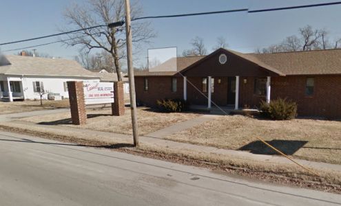 Cassell Real Estate 808 South St, Stockton Missouri 65785