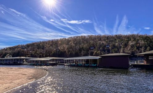 Bent Hook Marina Ridgedale