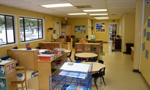 La Petite Academy of Miramar