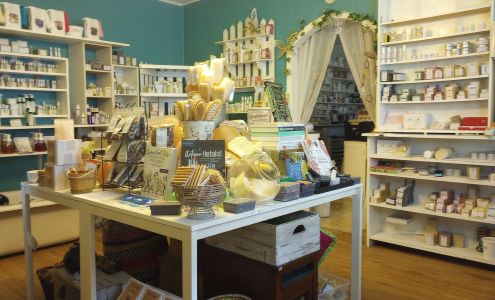 Handmaiden's Garden Sackets Harbor