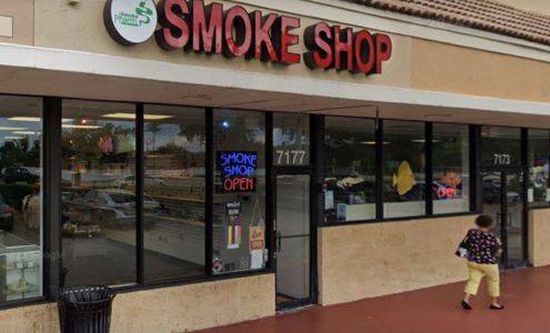 Smoke Pharm - Plantation | Vapes | Hookah | Cigars