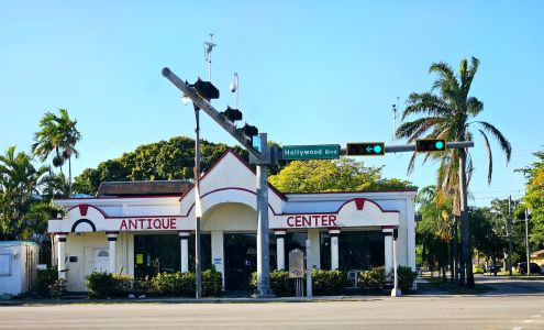 Antique Trade Center