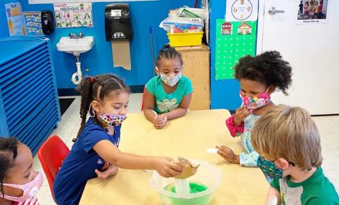 Small Feat Preschool