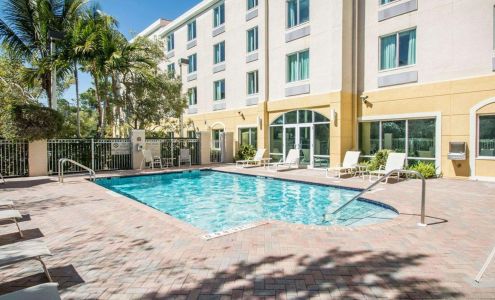Comfort Inn & Suites Jupiter I-95