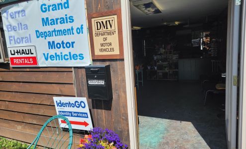 Terra Bella Floral 407 4th Ave E, Grand Marais Minnesota 55604