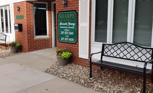 Brenda Young Real Estate (formerly Sharpe Real Estate LLC) 82 S Madison St, Carthage Illinois 62321