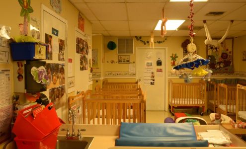 La Petite Academy on Mill Run Rd