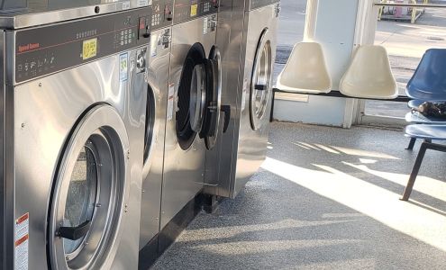 Splish Splash 2 Coin Laundry