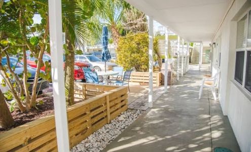 Regency Inn & Suites Sarasota