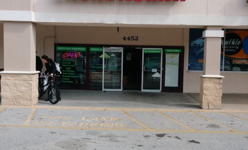 Palm Plaza Shopping Center