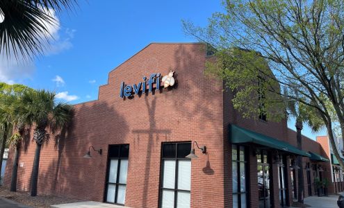 Levifi Charlotte