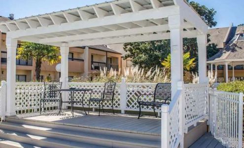 Quality Inn & Suites Pensacola Bayview