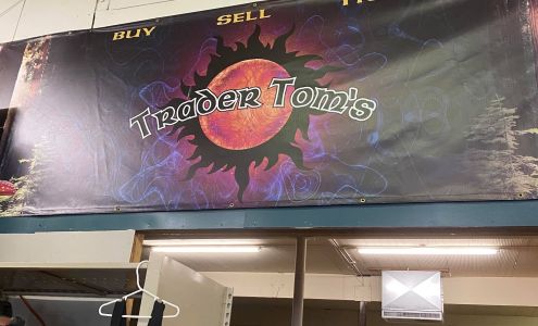 Trader Toms 2529 W Harvard Ave, Roseburg