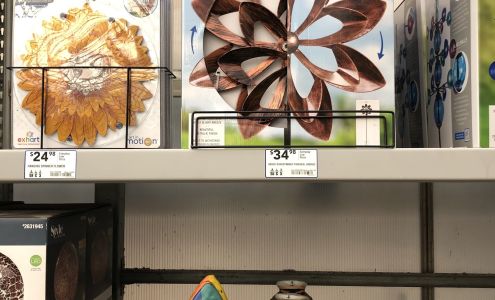 Lowe's Garden Center