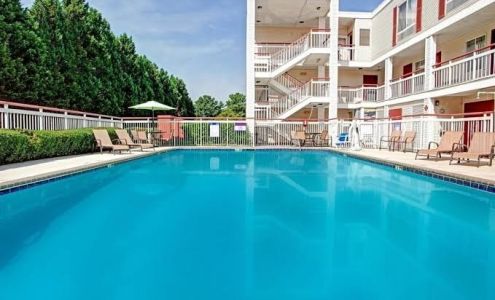 Days Inn by Wyndham Marietta-Atlanta-Delk Road