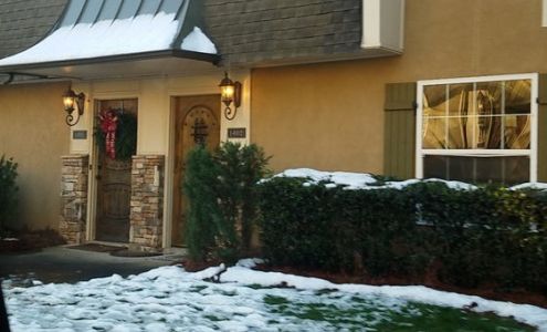 Chateau at Dunwoody Condominium