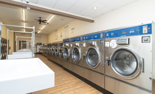 Spin King Laundromat