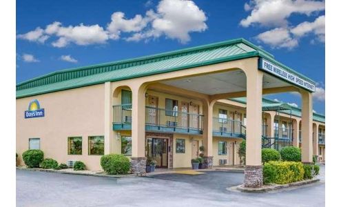 Days Inn by Wyndham Macon I-475