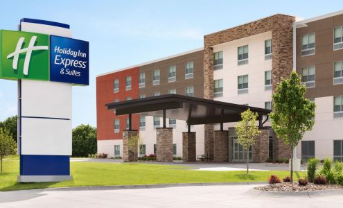 Holiday Inn Express & Suites Savannah W - Chatham Parkway, an IHG Hotel